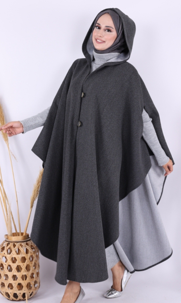 كاب شتوي نسائي من الجوخ الإيطالي